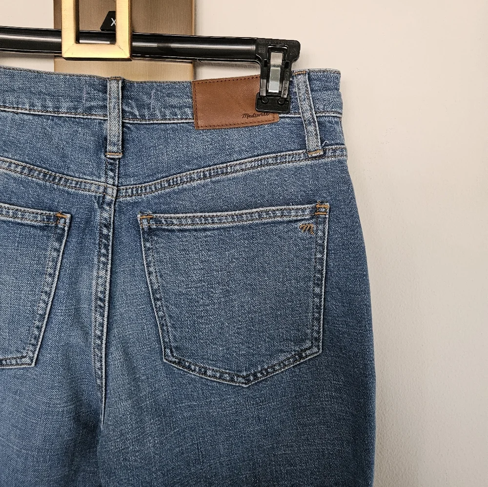 Madewell Medium Wash Slim Demi Boot Cut Jeans NWOT Size 25 - Picture 4 of 9